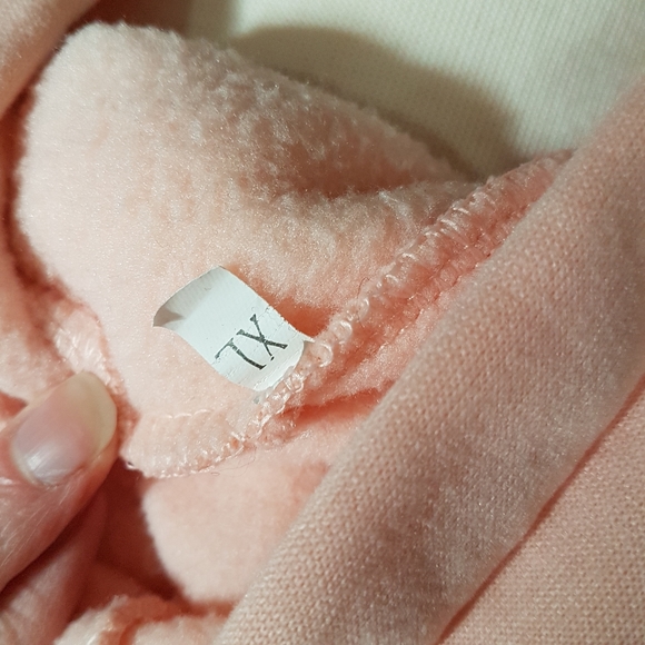 NWOT XL Color blocked Sweater Peach and Grey - Picture 3 of 3